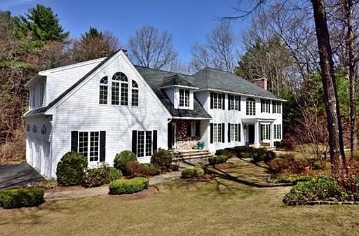 1st image of 6 Newman Hill Dr