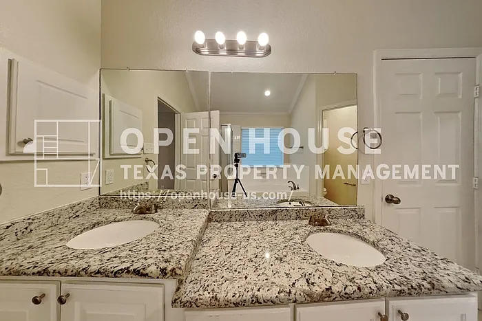 175 Merryweather Pl — Photo 10