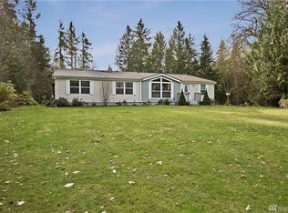 406 205th Avenue Ct E, Lake Tapps, WA 98391