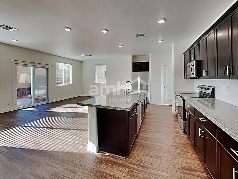 285 Cape Seville Pl — Photo 4