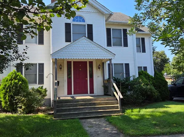 53 Christian St, Wallingford, CT 06492