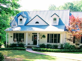 221 Hamilton Cir, Bremen, GA 30110