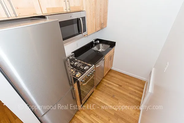 Rented by Copperwood Real Estate | media 33