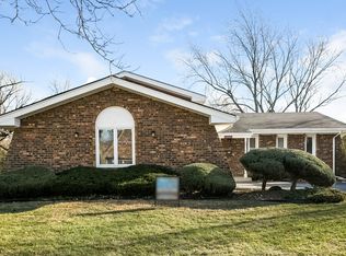 17755 Larkspur Ln, Homewood, IL 60430