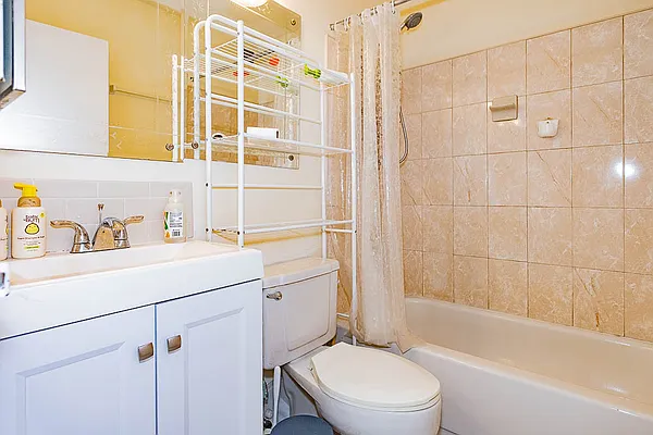 Rented by Corcoran | media 7