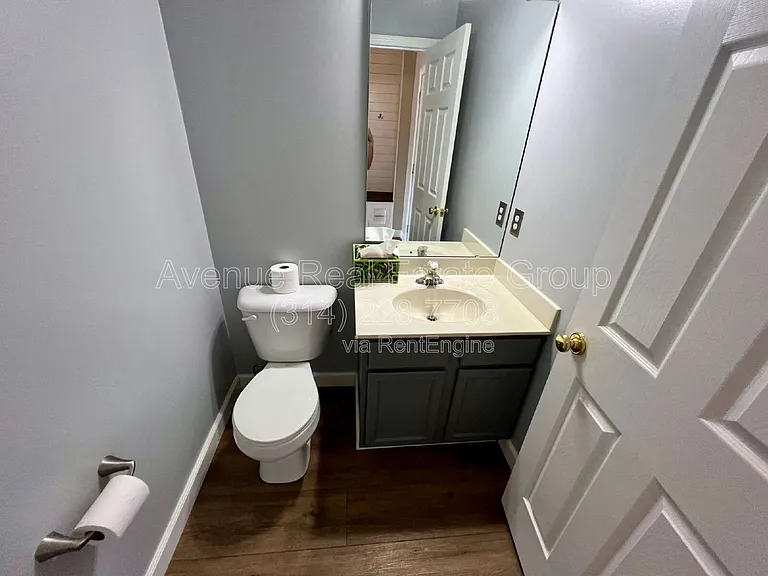 35 Spring Borough Ct — Photo 8