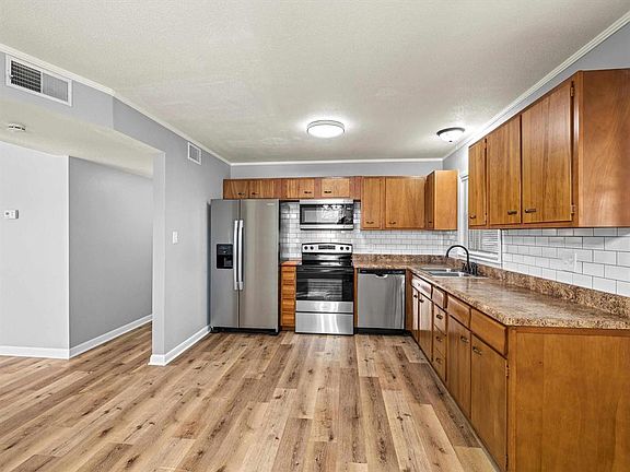 2nd image of 2817 Wayside Dr W