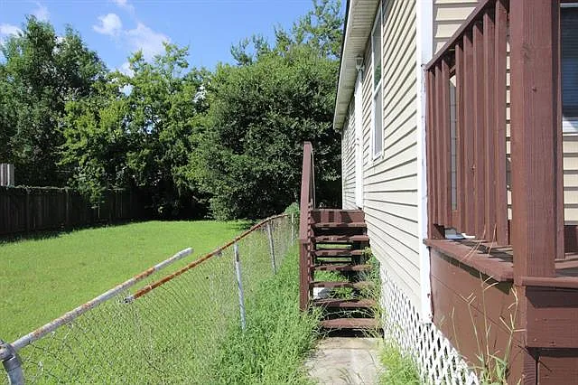 1930 Marigny St — Photo 3