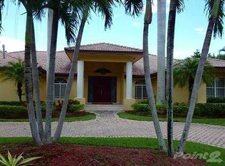 9961 SW 72nd Ct, Pinecrest, FL 33156