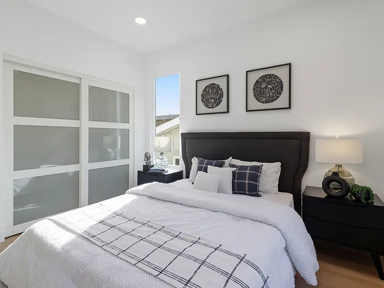 21 Cambridge Way — Photo 33