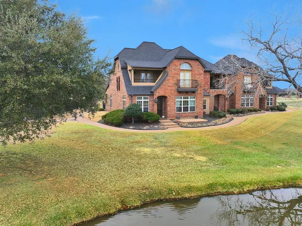 2200 Herons Nest Dr, Granbury, TX 76048