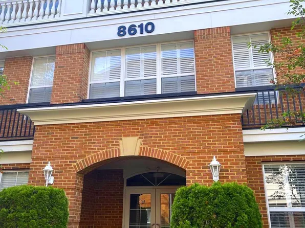 8610 Liberty Trl Unit 101, Manassas, VA 20110