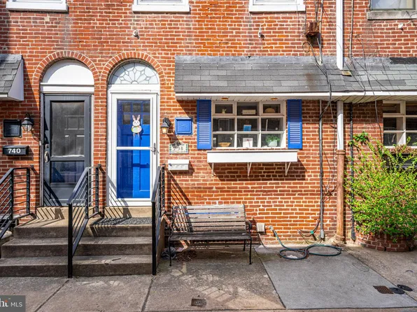 738 S Mildred St, Philadelphia, PA 19147