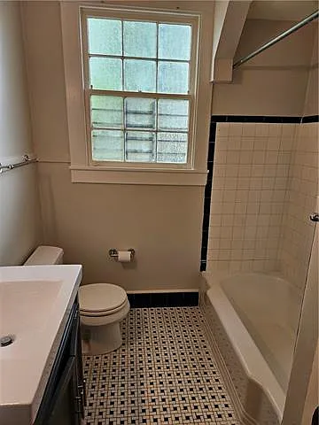 3224 Calhoun St — Photo 9