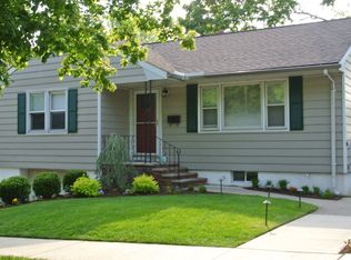 50 Park Ave, Verona, NJ 07044