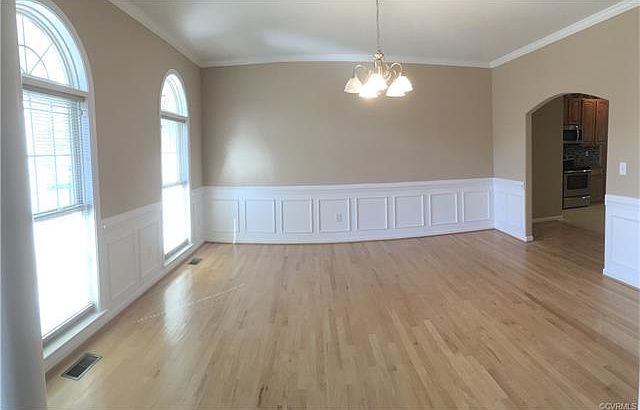 1st image of 6014 N Cranston Ln
