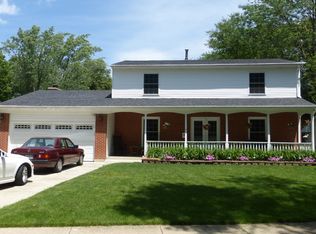 4384 Wilson Ave, Rolling Meadows, IL 60008