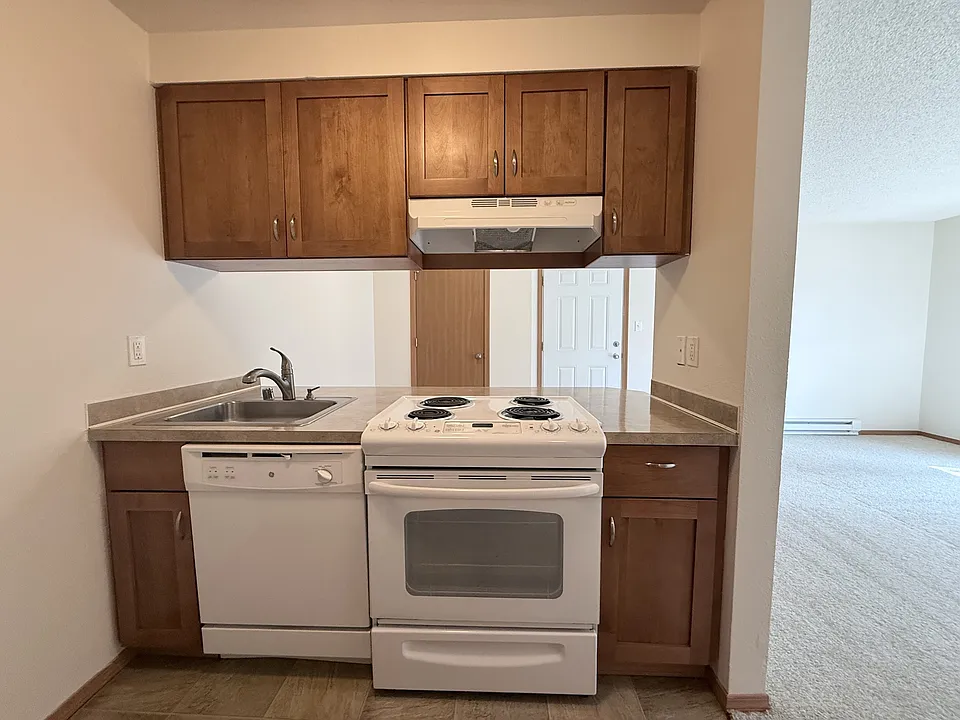 1120 Avenue A #106