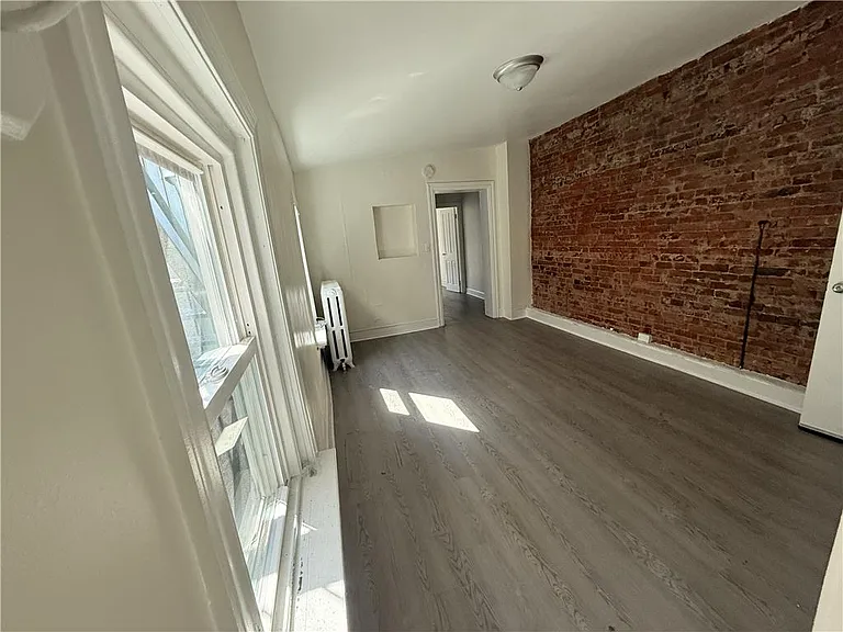 204 N 9th St #2 — Photo 6