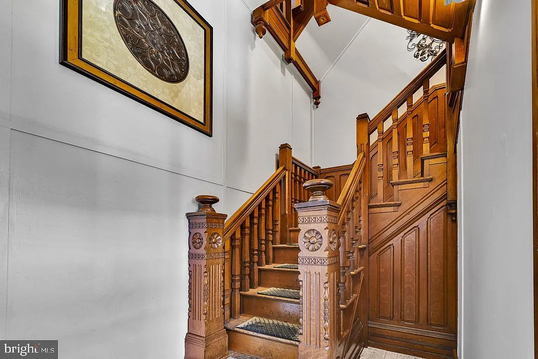 1 bed, 1000 sqft, $1,300 — Photo 3