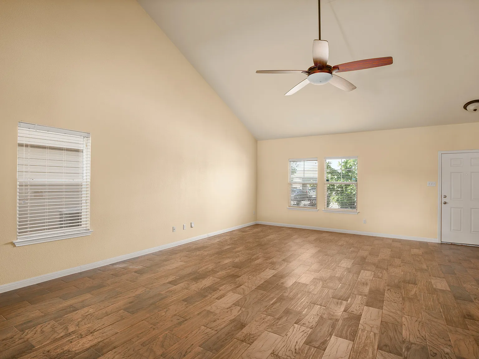 13232 Forest Sage St — Photo 3