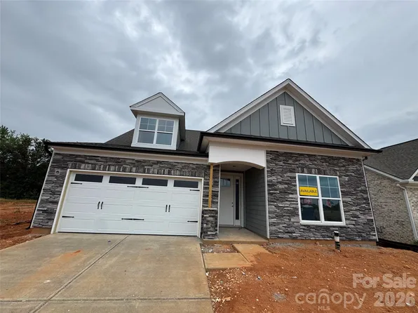 3050 Constitution Ln, Gastonia, NC 28056