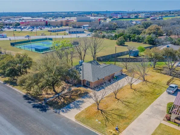 3001 River Place Dr, Belton, TX 76513