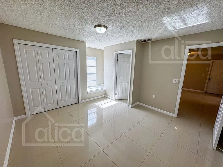 17633 Meadowbridge Dr — Photo 14