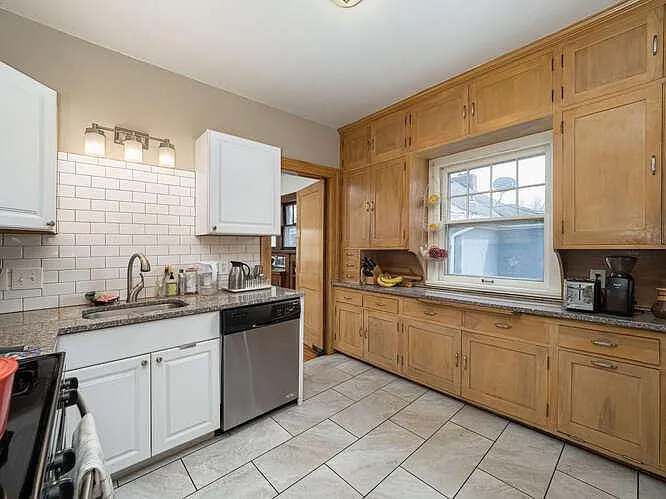4404 Aldrich Ave S #UPPER — Photo 9