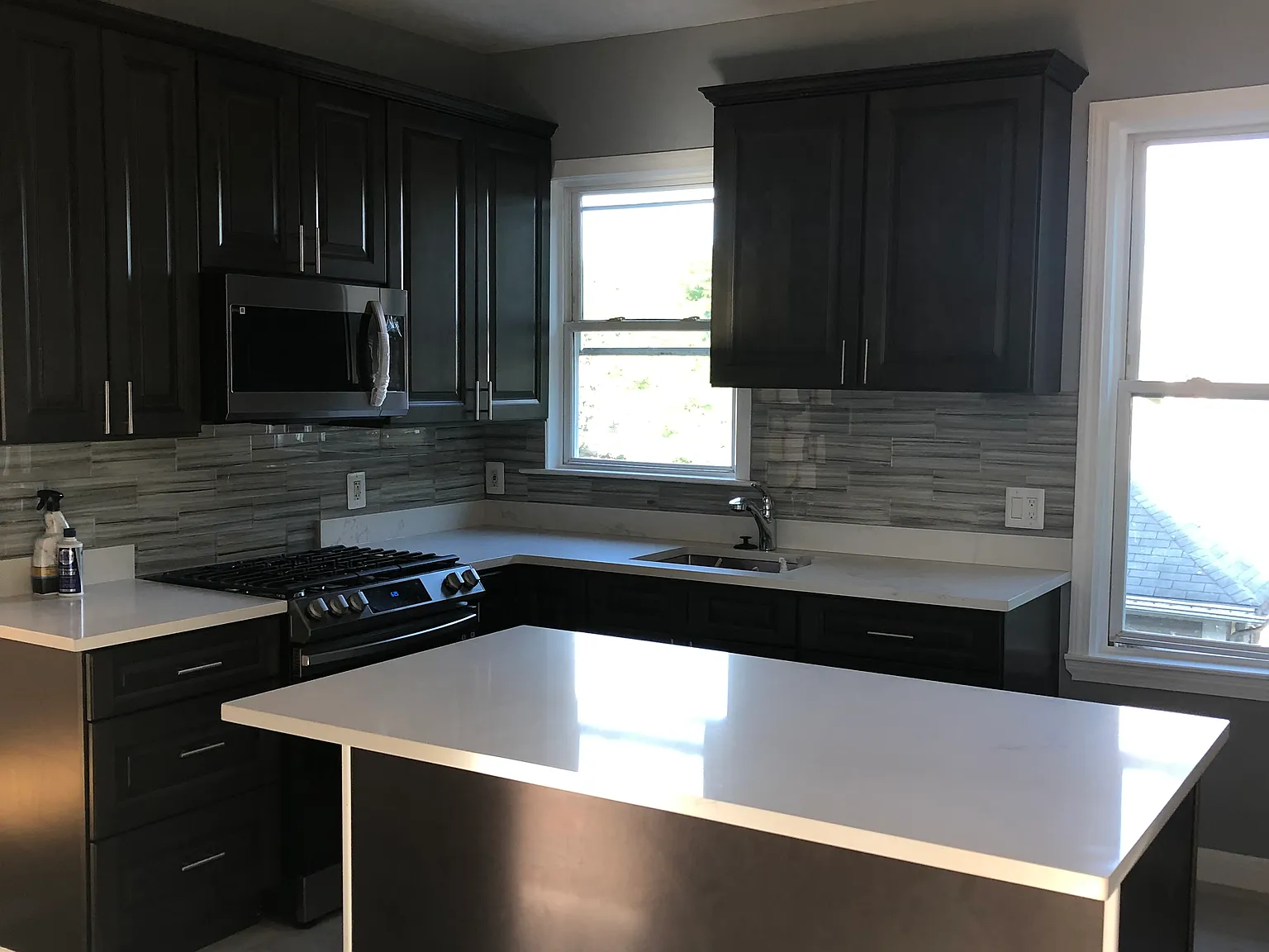 3 bed, 1500 sqft, $3,500 — Photo 3