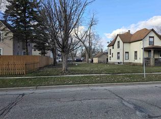 821 Portland Ave, Beloit, WI 53511