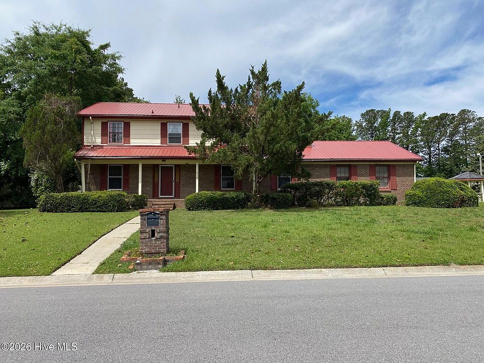 1st image of 218 Parkwood Drive
