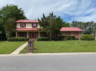 218 Parkwood Drive, Jacksonville, NC 28546