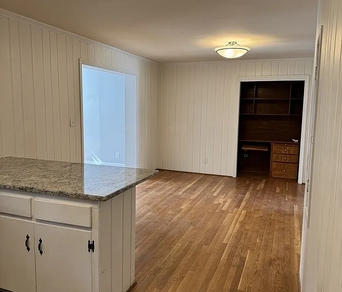 2810 Deerwood Dr — Photo 9