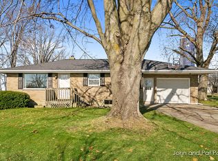 5911 Adams St, Zeeland, MI 49464