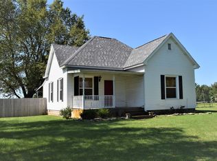 34 Manchester Dr, Marshfield, MO 65706