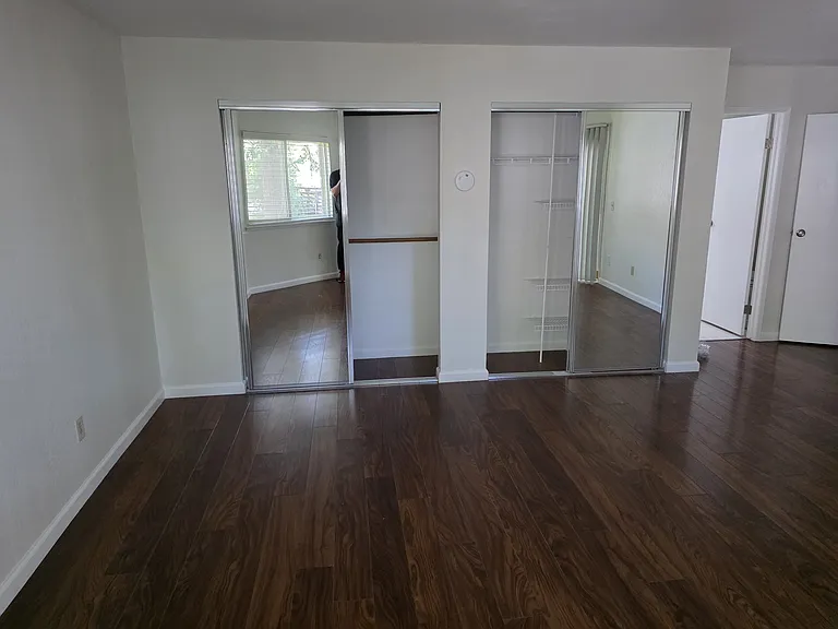 1884 Sally Creek Cir — Photo 31