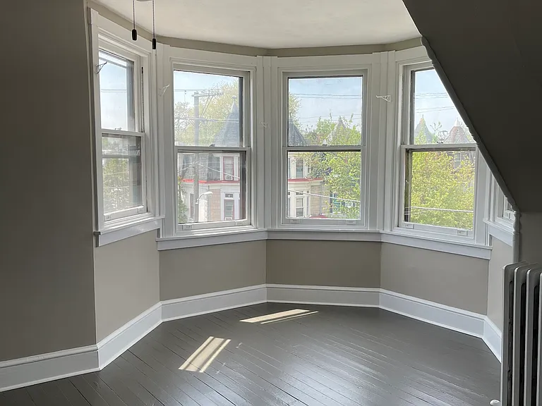 433 Windsor St #3 — Photo 14
