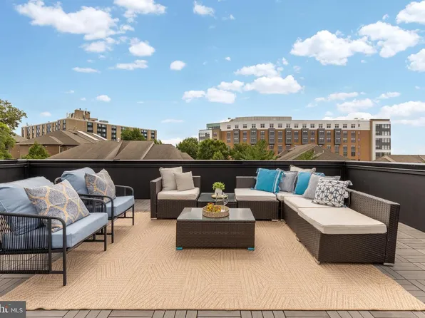 502 Edgewood St NE #2, Washington, DC 20017