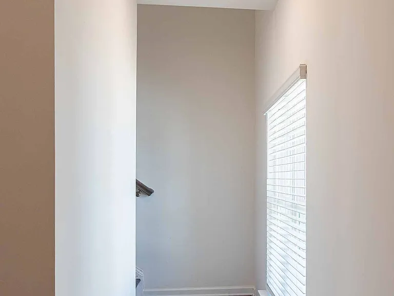 3348 Pepperpike Ct — Photo 12