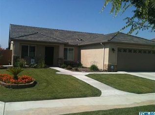 1001 W Elkhorn Ct, Visalia, CA 93277