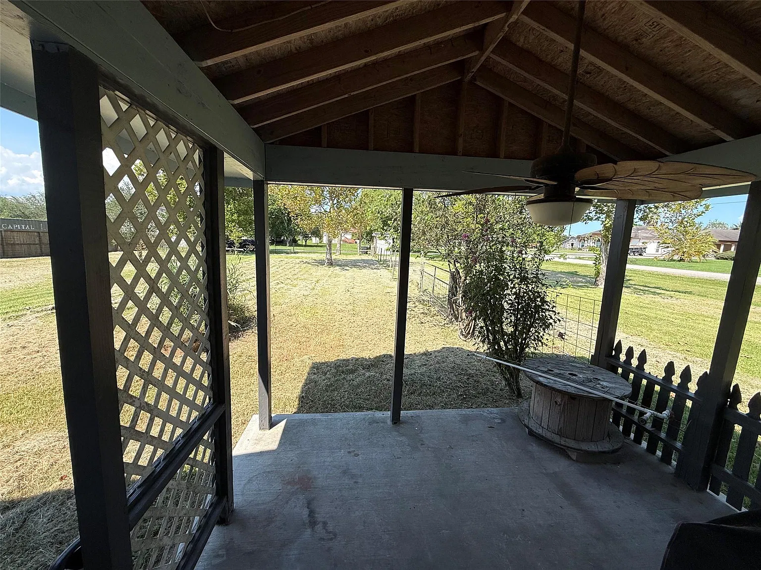 5 bed, 3.5 bath, 1716 sqft, $3,000 — Photo 3