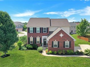 7832 Wedgetail Dr, Zionsville, IN 46077