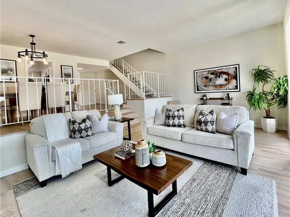 14 Robon Ct, Newport Beach, CA 92663