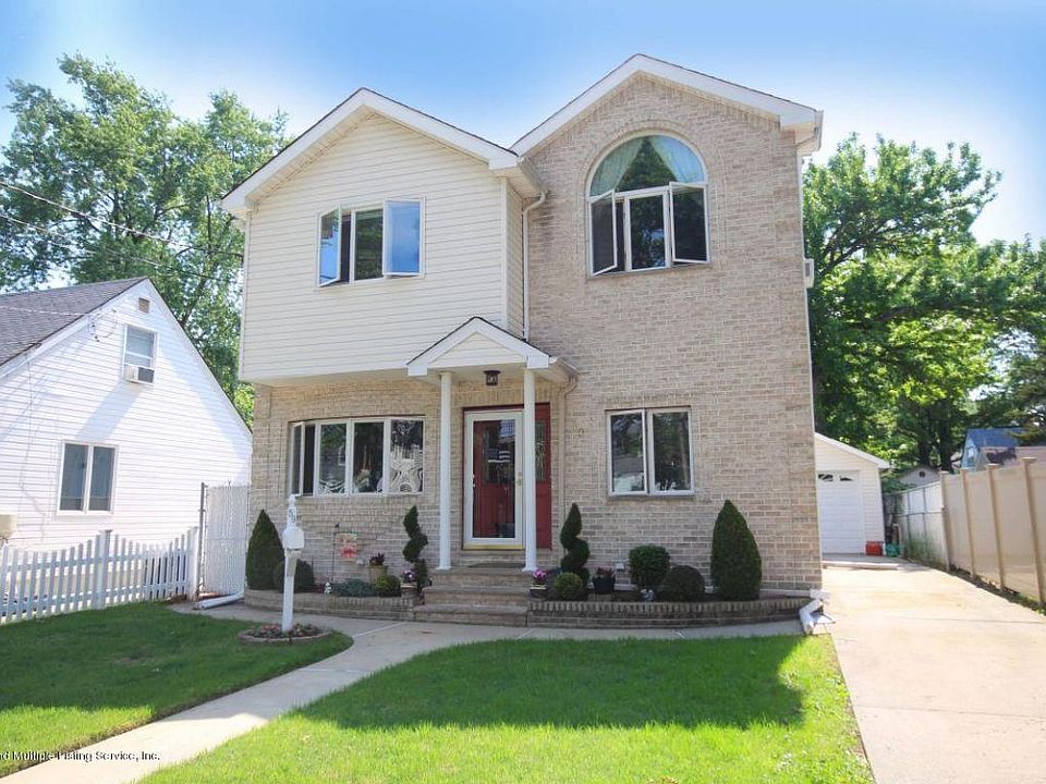 1st image of 59 Bryson Ave