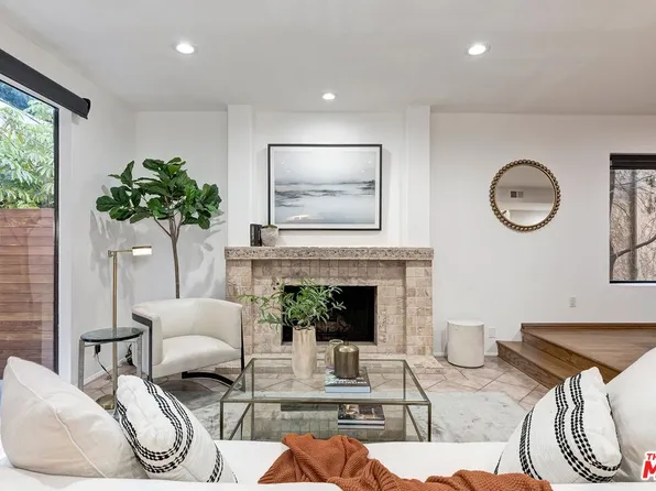 1427 S Bentley Ave APT C, Los Angeles, CA 90025