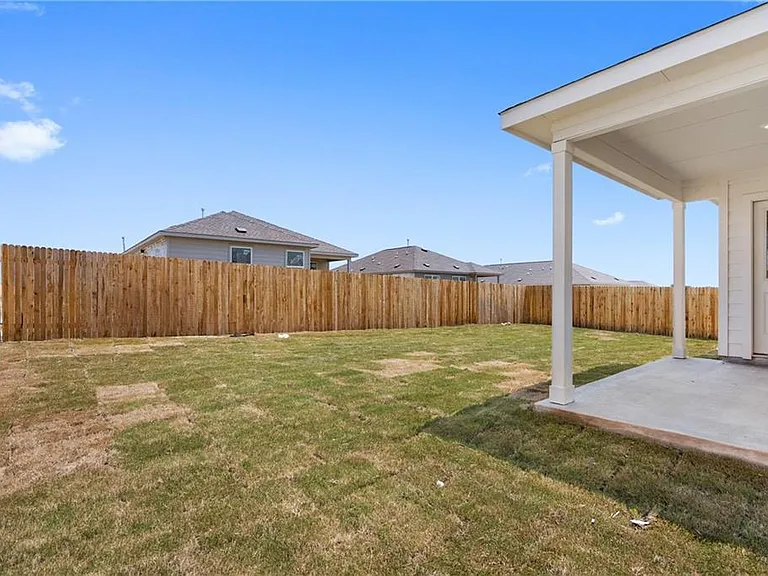 3204 Kenner Dr — Photo 31