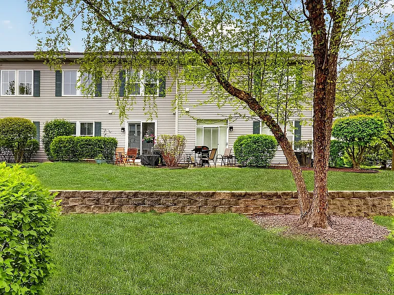290X Falling Waters Dr — Photo 11