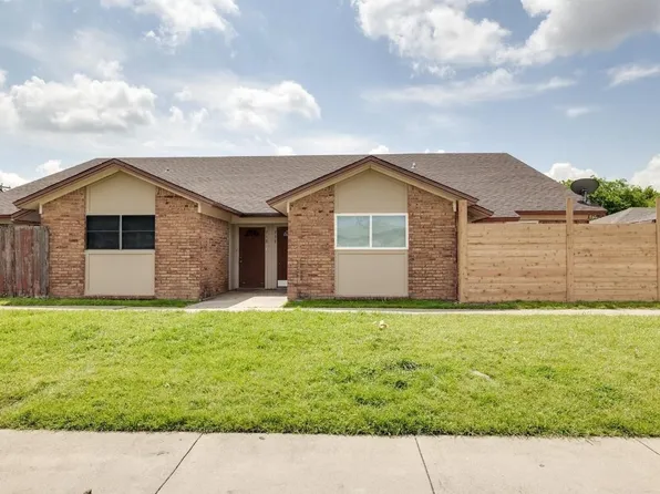 716 E Pecan St #722, Hurst, TX 76053