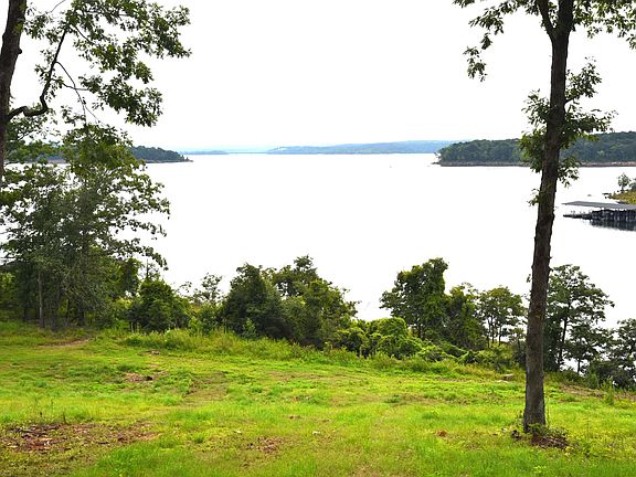 2nd image of TRACT Seven Sunnyside Of The Bay